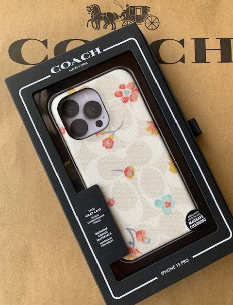 コーチ スマホケース コーチ COACH アウトレット レディース 小物 スマホケース　iPhone 13 pro CB465 CAH　(チョークマルチ) 花柄 シグネチャー