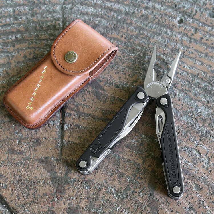 【10％OFFクーポン 6/5 まで】レザーマン チャージプラス レザーケース付き LEATHERMAN 【アウトドア マルチツール アーミーナイフ ナイフツール】【アウトドア】【ギフト】 父の日