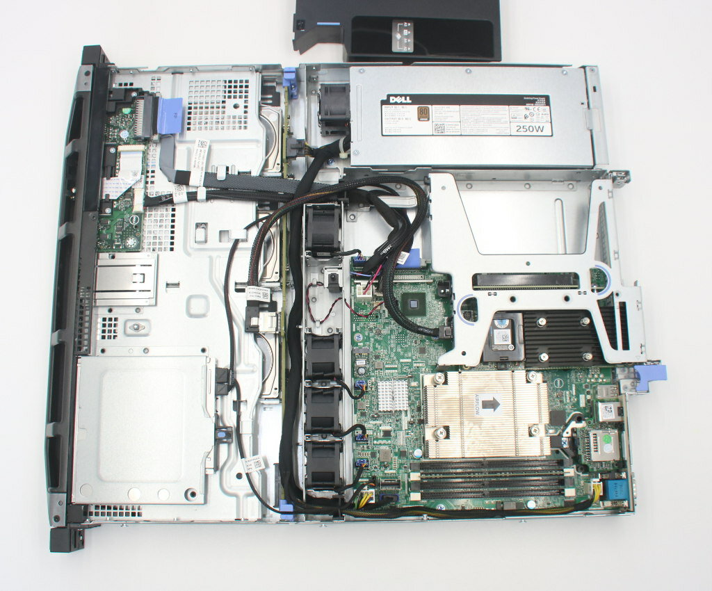 DELL PowerEdge R230 Xeon E3-1220 v6 3GHz 16GB 600GBx3��(SAS2.5�����/12Gbps/RAID5����) DVD-ROM PERC H730 ����šۡ�20250930��