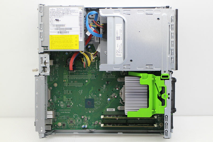 富士通 ESPRIMO D558/B Core i3 8100 3.6GHz/8GB/256GB(SSD)/DVD/Win11【中古】【20250515】