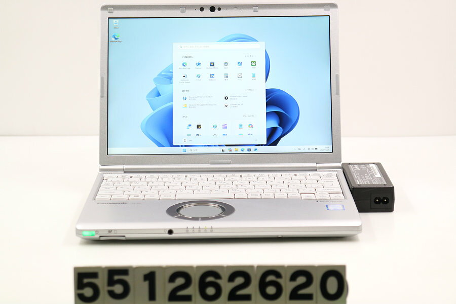商品情報 No.551262620メーカーPanasonic商品名 型番・型名CF-SV8RDCVS仕様■基本スペック　・CPU：Core i5 8365U 1.6GHz(4コア8スレッド)　・メモリ：8192MB(変更不可)　・HDD：256GB(M.2 NVMe SSD)　・VGA：オンボード　・DRIVE：なし　・モニター：12.1インチワイドWUXGA(1920x1200)　・その他機能：無線LAN Bluetooth SDスロット USB3.0 HDMI Webカメラ 顔認証 USB(Type-C)　・リカバリ：11 Pro 64bitリカバリ済(OS導入済)状態・動作状況■動作：中古動作品 ※液晶パネル面：確認した限り小傷あり ※液晶表示：確認した限り目立つ表示不良なし ※バッテリ状態：充電駆動可能 ※バッテリは保証対象外となります。外観■汚れ　・外装汚れ若干有り。■シール痕　・若干あり。■傷　・外装に使用に差し支えない擦り傷がございます。■その他　・中古品のため使用に差し支えない傷、汚れがある場合がございます。　・本体内外装は清掃しておりますが、多少の汚れが残っている可能性がございます。　・天板へこみ 擦り傷 摩耗 摩耗 パームレスト摩耗 タッチパッド摩耗 側面擦り傷 底面擦り傷あり　・キーボード特記事項：テカリ 摩耗あり附属品■付属品(下記に記載の物以外は付属いたしません。また、写真に掲載の無い物は付属いたしません)　・ACアダプター対応情報■使用時間:7000時間(弊社入荷後の検査時での時間です。店頭でデモ使用している場合があり、あくまで目安としてご検討ください)備考　・11 Pro 64bitリカバリ済(OS導入済)※リカバリ完了しておりますので、お届け後すぐにご利用頂けます。ご注意　・掲載中の商品について、一部の在庫は各地方のPCコンフル店頭でも展示、販売しています。　・搭載されたSSDやバッテリー等に関して、お問い合わせによる追加の状態確認(健康状態や残量等)は誠に申し訳ありませんが対応いたしておりません。　・店頭で展示している関係上、ごく稀に展示中の破損や付属品の欠損等が発生する場合がございます。その際には、当店よりお客さまにご連絡させていただきます。　・その場合、代替品をご提案させていただきます。ご提案商品がご注文者様の要件に添いません場合はキャンセル対応させて頂きます。　・PCコンフルの在庫に関しましては、同時発送およびサイズによりますが同梱発送を対応させて頂けます。但し在庫が複数拠点の場合、対応がかないません。