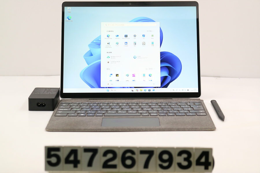 商品情報 No.547267934メーカーMicrosoft商品名 型番・型名Surface Pro 8 256GB※1982仕様■基本スペック　・CPU：Core i7 1185G7 3GHz(4コア8スレッド)　・メモリ：16384MB(変更不可)　・HDD：256GB(NVMe SSD)　・VGA：オンボード　・DRIVE：なし　・モニター：13インチワイドWQXGA+(2880x1920) タッチパネルグレア液晶　・その他機能：無線LAN Bluetooth USB3.0 Webカメラ 顔認証 USB(Type-C) WWAN(LTE) eSIM　・リカバリ：11 Pro 64bitリカバリ済(OS導入済)状態・動作状況■動作：中古動作品 ※液晶パネル面：確認した限り目立つ傷なし ※液晶表示：確認した限り色ムラあり ※バッテリ状態：充電駆動可能 ※バッテリは保証対象外となります。外観■汚れ　・外装汚れ若干有り。■シール痕　・若干あり。■傷　・外装に使用に差し支えない擦り傷がございます。■その他　・中古品のため使用に差し支えない傷、汚れがある場合がございます。　・本体内外装は清掃しておりますが、多少の汚れが残っている可能性がございます。　・天板軽微な擦り傷 摩耗 側面擦り傷 付属タイプカバー摩耗 パームレスト擦り傷 摩耗 タッチパッド摩耗 テカリあり　・キーボード特記事項：摩耗 テカリあり附属品■付属品(下記に記載の物以外は付属いたしません。また、写真に掲載の無い物は付属いたしません)　・ACアダプター タイプカバー スタイラスペン対応情報-備考　・11 Pro 64bitリカバリ済(OS導入済)※リカバリ完了しておりますので、お届け後すぐにご利用頂けます。　・WWAN、eSIMの動作保証なし(WWAN、eSIMは動作未確認・保証対象外です)。バッテリー残量92%(46690mWh)(バッテリー残量は動作保証外です)ご注意　・掲載中の商品について、一部の在庫は各地方のPCコンフル店頭でも展示、販売しています。　・搭載されたSSDやバッテリー等に関して、お問い合わせによる追加の状態確認(健康状態や残量等)は誠に申し訳ありませんが対応いたしておりません。　・店頭で展示している関係上、ごく稀に展示中の破損や付属品の欠損等が発生する場合がございます。その際には、当店よりお客さまにご連絡させていただきます。　・その場合、代替品をご提案させていただきます。ご提案商品がご注文者様の要件に添いません場合はキャンセル対応させて頂きます。　・PCコンフルの在庫に関しましては、同時発送およびサイズによりますが同梱発送を対応させて頂けます。但し在庫が複数拠点の場合、対応がかないません。