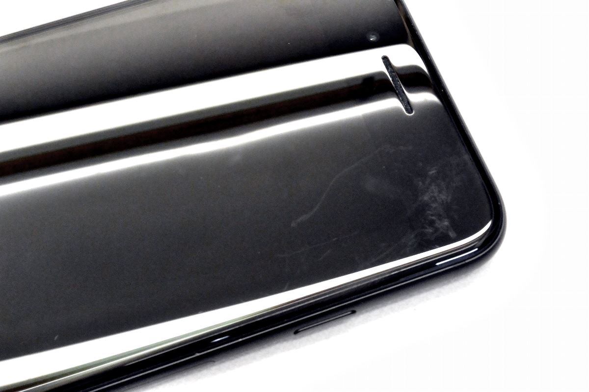 白ロム SIMフリー au SIMロック解除済 Apple iPhoneSE(第2世代) 64GB iOS18.1 ブラック MHGP3J/A 初期化済 【m024831】【中古】【K20241114】