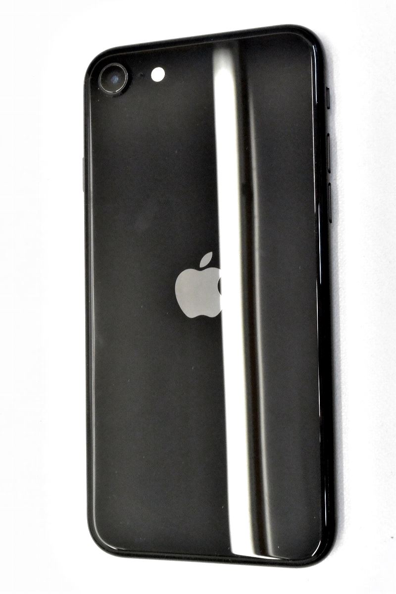 白ロム SIMフリー docomo SIMロック解除済 Apple iPhoneSE(第2世代) 64GB iOS18.1.1 ブラック MHGP3J/A 初期化済 【m025818】【中古】【K20250206】