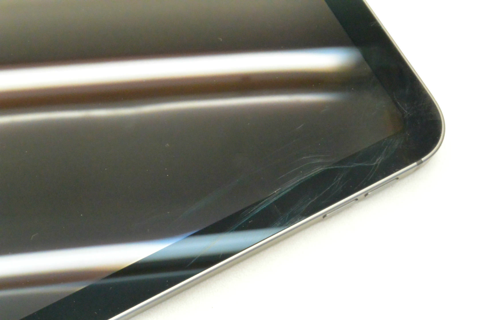 白ロム SIMフリー Apple iPad Air4 Wi-Fi+Cellular 64GB iPadOS18.5 スペースグレイ MYGW2J/A 初期化済 【m026800】【中古】【K20250526】