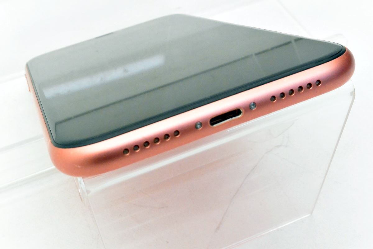 白ロム SIMフリー SoftBank SIMロック解除済 Apple iPhoneXR 64GB iOS18.5 コーラル MT0A2J/A 初期化済 【m026910】【中古】【K20250610】