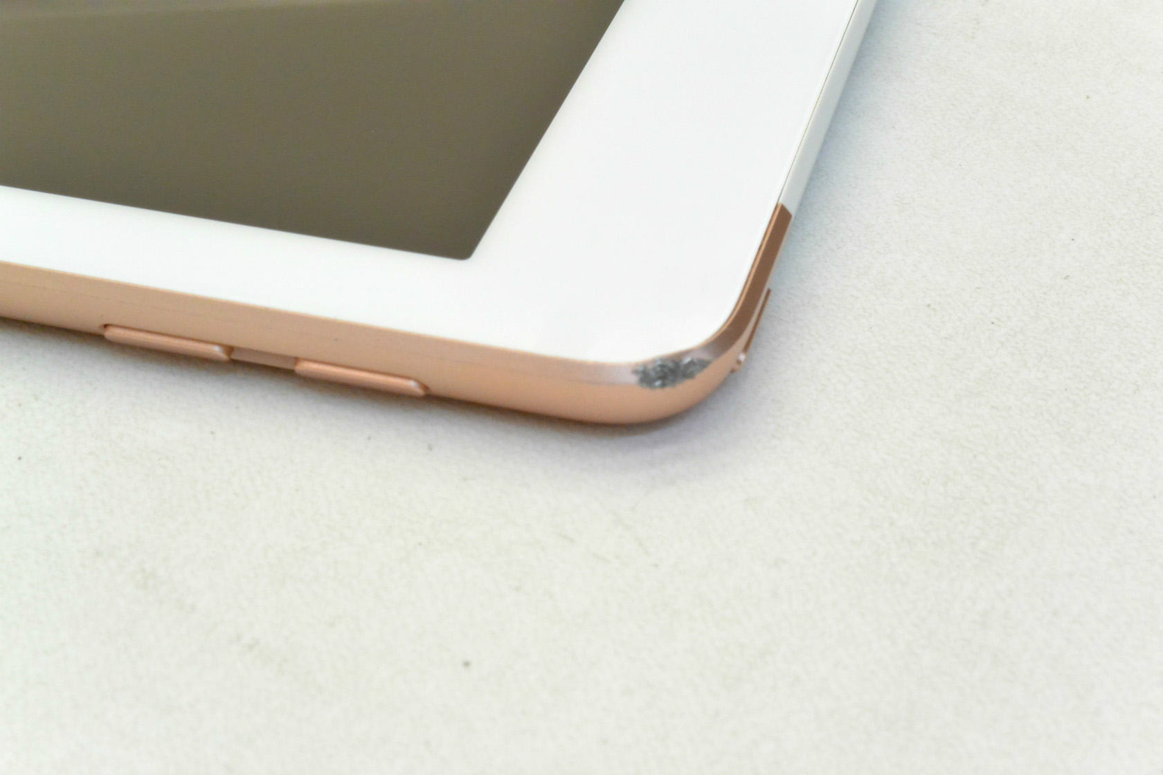 白ロム SIMフリー Apple iPad6 Wi-Fi+Cellular 32GB iPadOS17.7.10 ゴールド MRM02J/A 初期化済 【m027286】【中古】【K20250904】