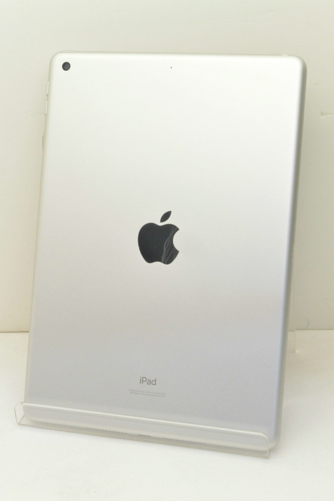 Wi-Fiモデル Apple iPad8 Wi-Fi 32GB iPadOS18.5 シルバー MYLA2J/A 初期化済 【m027445】【中古】【K20250717】 - Image 2