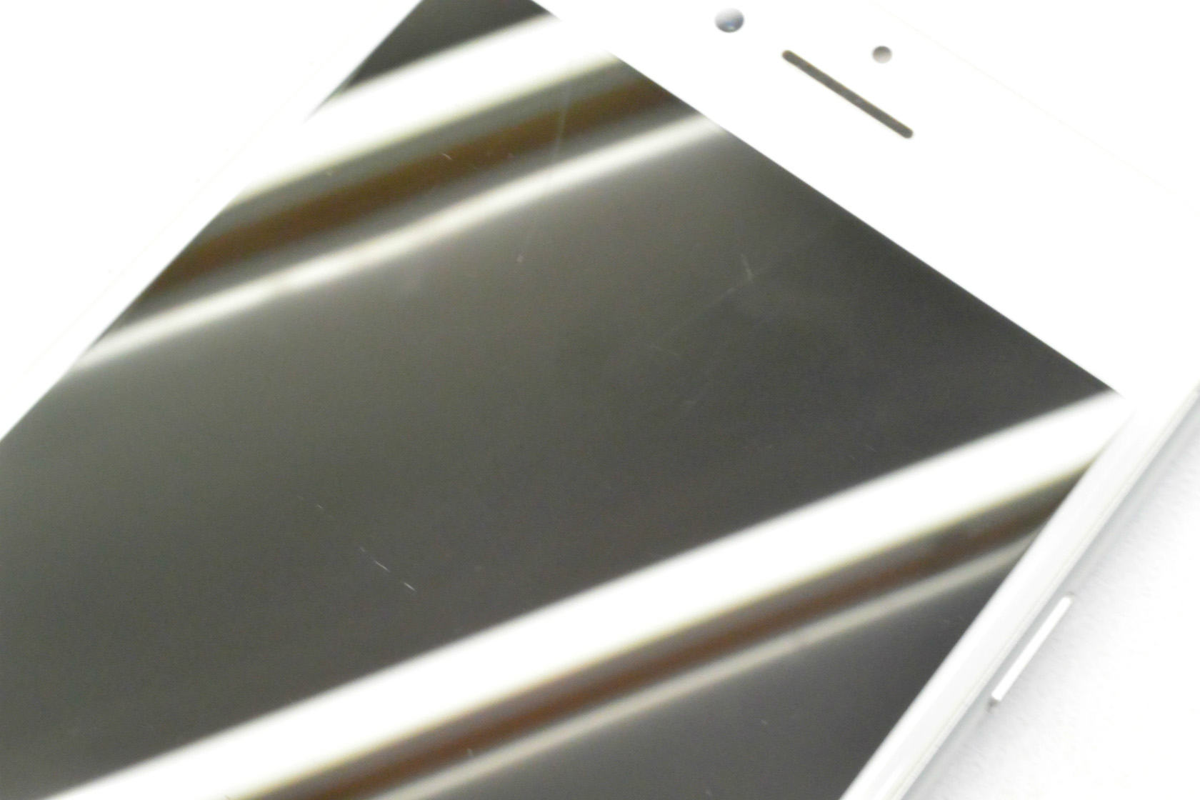 白ロム SIMフリー au SIMロック解除済 Apple iPhone7 32GB iOS15.8.4 Silver MNCF2J/A 初期化済 【m027858】【中古】【K20250828】