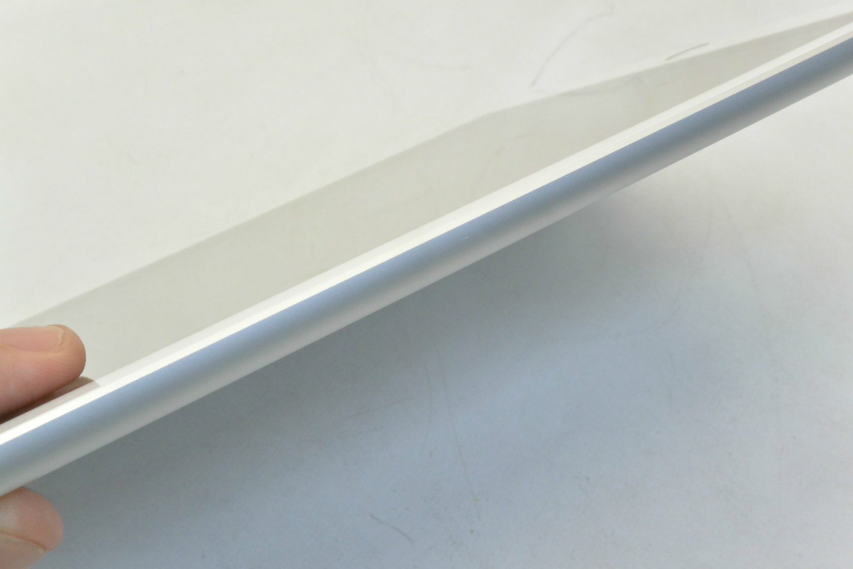 白ロム SIMフリー au SIMロック解除済 Apple iPad6 Wi-Fi+Cellular 32GB iPadOS17.7.10 シルバー MR6P2J/A 初期化済 【m027923】【中古】【K20251017】 - Image 3