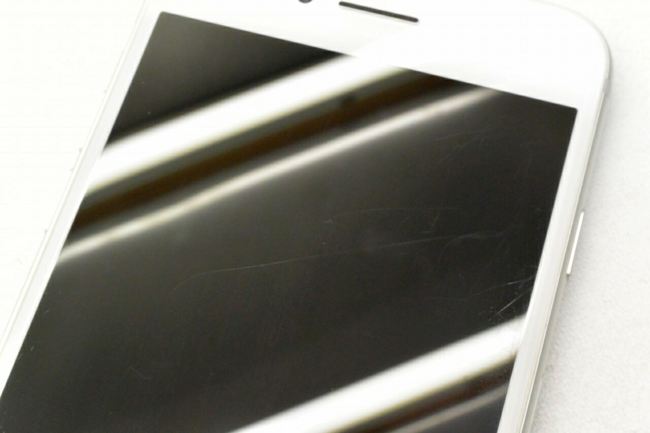 白ロム SIMフリー SoftBank SIMロック解除済 Apple iPhone7 32GB iOS15.8.4 Silver MNCF2J/A 初期化済 【m028340】【中古】【K20251031】