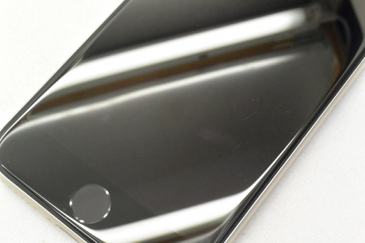 TCEダイレクト楽天市場店の白ロム au SIMフリー Apple iPhoneSE(第3世代) 64GB iOS26.5 Starlight MMYD3J/A 初期化済 【m031345】【中古】【K20260529】｜アングル3
