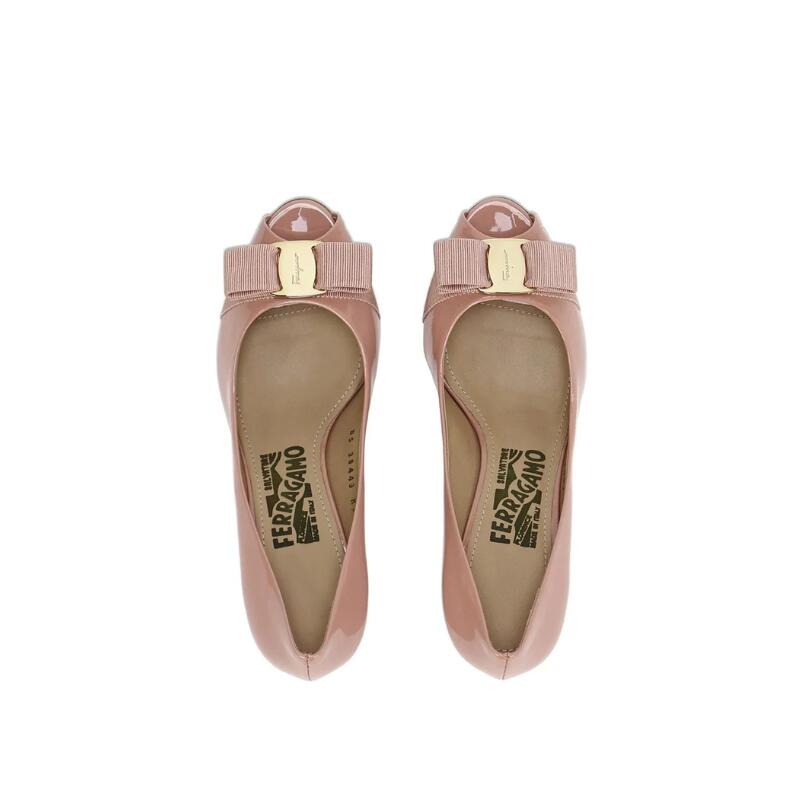 乐天商城 - フェラガモ FERRAGAMO レディースハイヒールパンプス 0584313 SISSI BLUSH【並行輸入品】【新古品・未使用品】