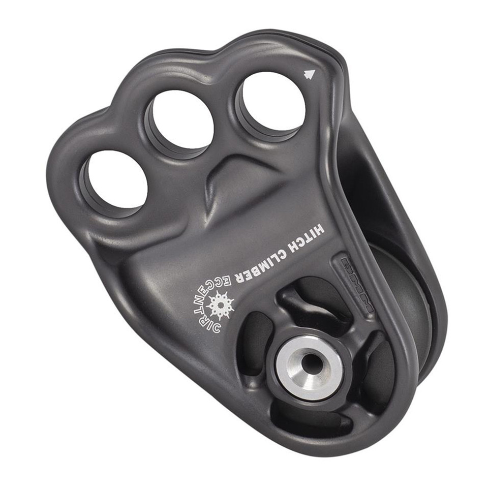 DMM Hitch Climber Eccentric ■特徴 ヒッチクライマーエキセントリックは、「ヒッチクライマー」として広く知られるようになったトリプルアタッチメントプーリーの進化形です。 10年以上にわたるヒッチクライマーの設計と製造の専門知識と、クライマーからのフィードバックを元に開発されました。 ■仕様 サイズ:99X76mm 重量:176g 強度:32kN 運用荷重:6kN 対応ロープ径:7～14mm ■安全規格　EN12278:2007