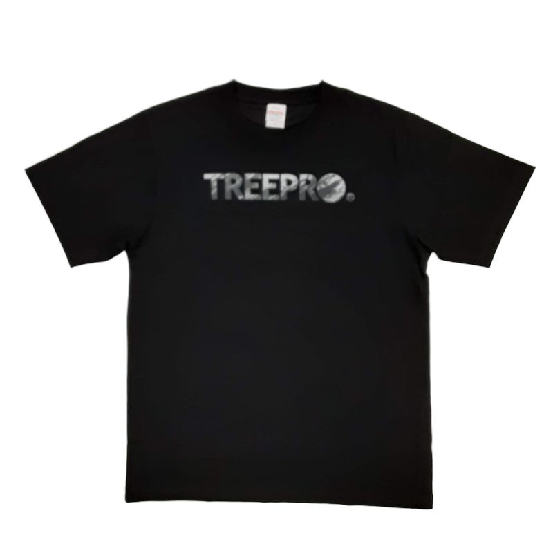 【数量限定】TREEPRO オリジナルデザインTシャツ ■特徴 TREEPROオリジナルデザインをあしらった数量限定Tシャツ。 フロントに大胆なロゴを配置し、シンプルながら存在感のあるデザインに仕上げました。 素材は綿68％・ナイロン32％で、快適な着心地と耐久性を両立。 M・L・XLの3サイズ展開で、普段使いからアウトドアまで幅広いシーンで活躍します。 数量限定のため、気になる方はお早めにどうぞ。 ■仕様 サイズ : M、L、XL 素材 : 綿68％、ナイロン32％