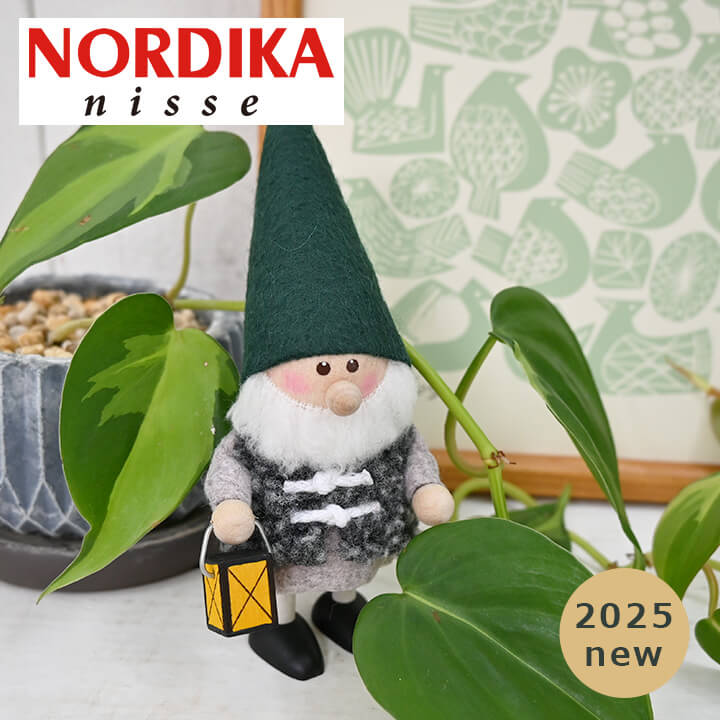 ランタンを持ったサンタ Nordic Forest ノルディカニッセ 【送料無料】 ノルディカ ニッセ nordikanisse コンパクト サンタクロース プレゼント 北欧の人形 木製 ランタン サンタ 緑 グリーン ノルディックフォレスト NRD120850(3)