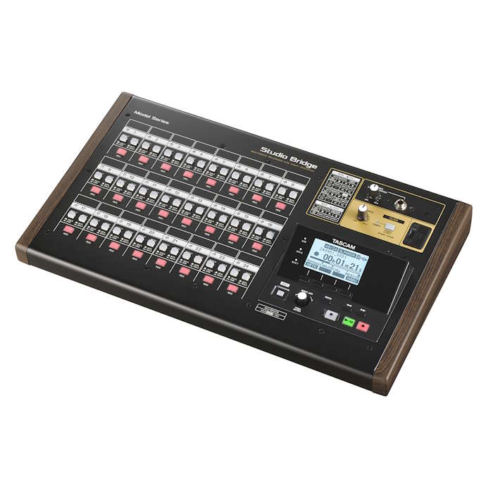 TASCAM(��������) Studio Bridge 24�����ϥ����ǥ������󥿡��ե��������ޥ���ȥ�å��쥳������