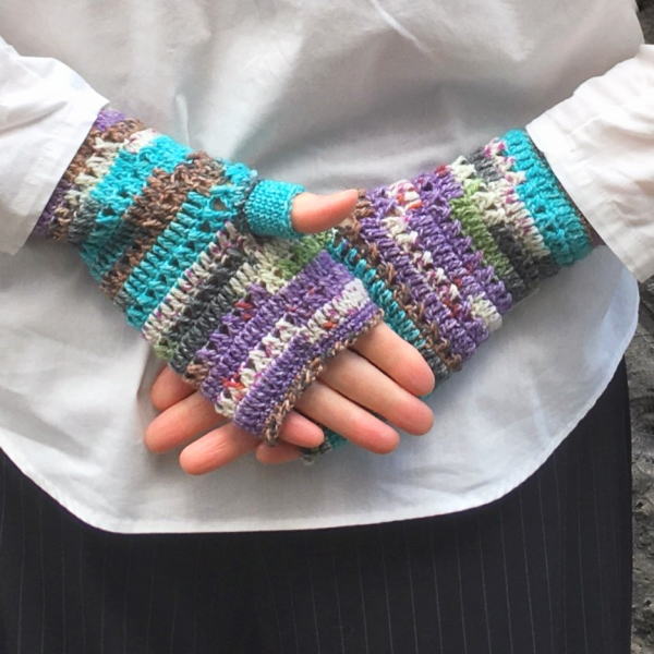 ●編み針セット●オパール毛糸で編むピコットが可愛い指なし手袋 手編みキット リストウォーマー Opal毛糸 編み図 編みものキット