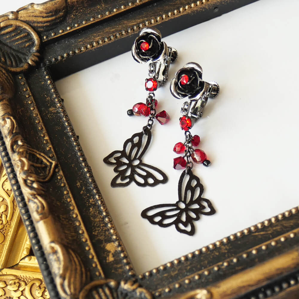 赤薔薇 ステンド蝶 イヤリング ゴスロリ チェコビーズ