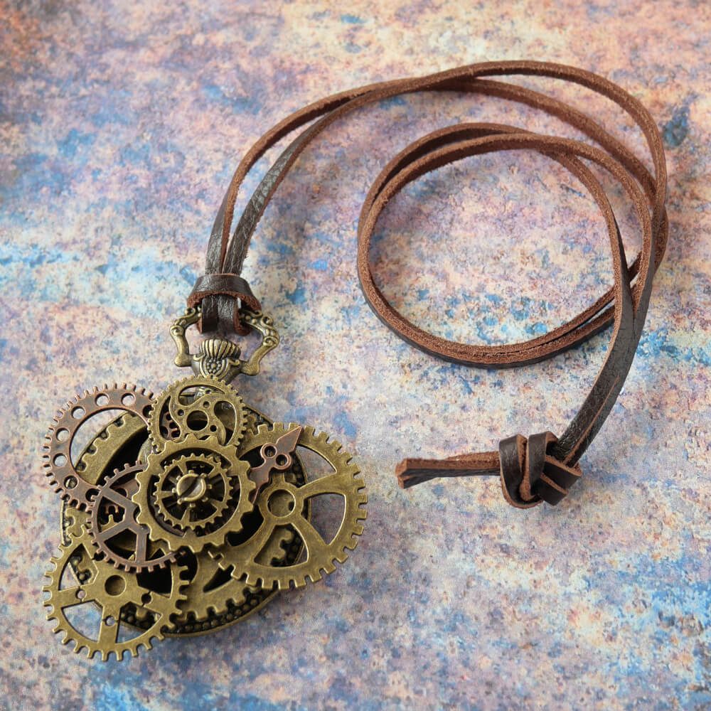 Rakuten - 【steampunk】歯車 スチームパンク 懐中時計風 革紐 ネックレス アンティークゴールド