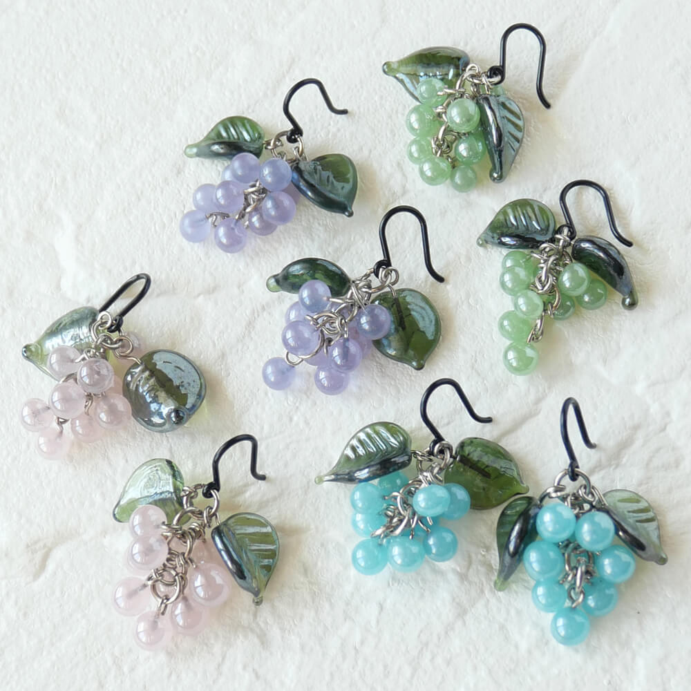 ガラス 葡萄 ピアス グレープ ぶどう ロリータ ゴシック アクセサリー 樹脂ポスト