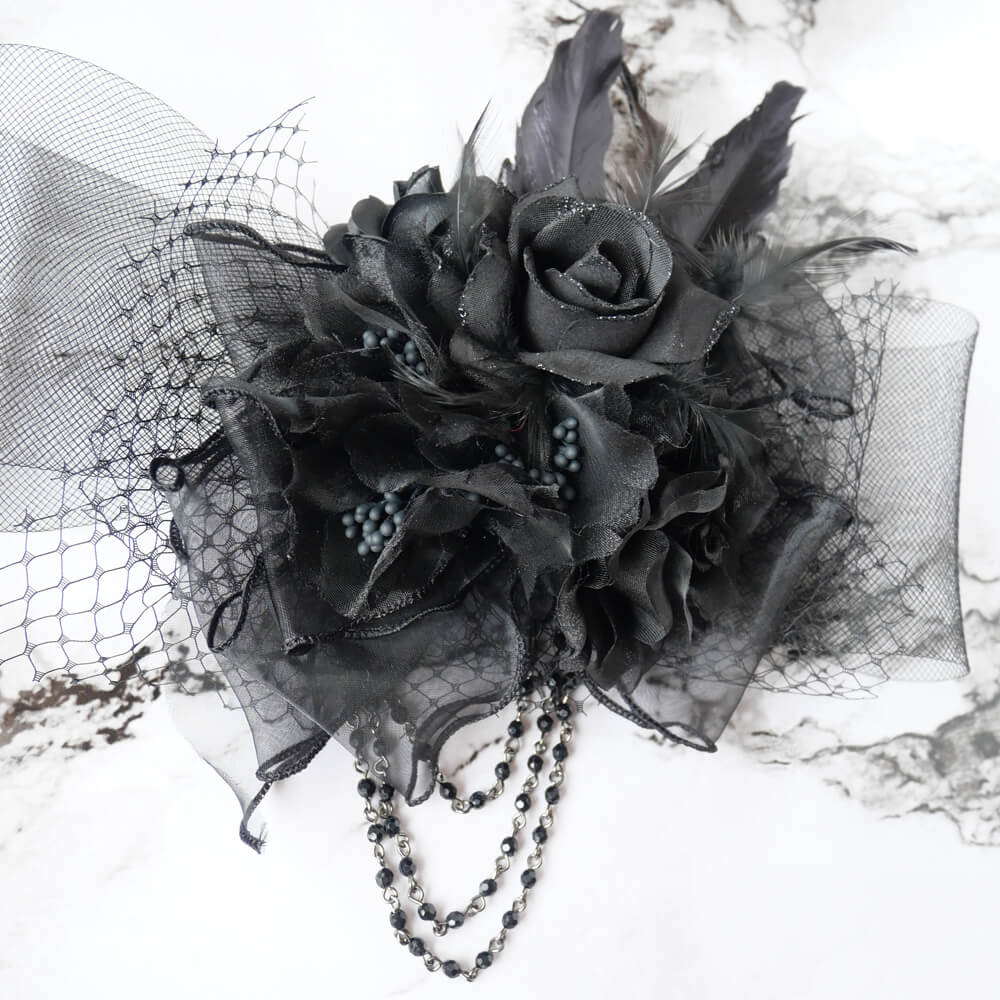 tearsheaven WEB SHOPの黒薔薇 ブラック ブーケ ネット チュール コサージュ ヘッド アクセサリー｜アングル2