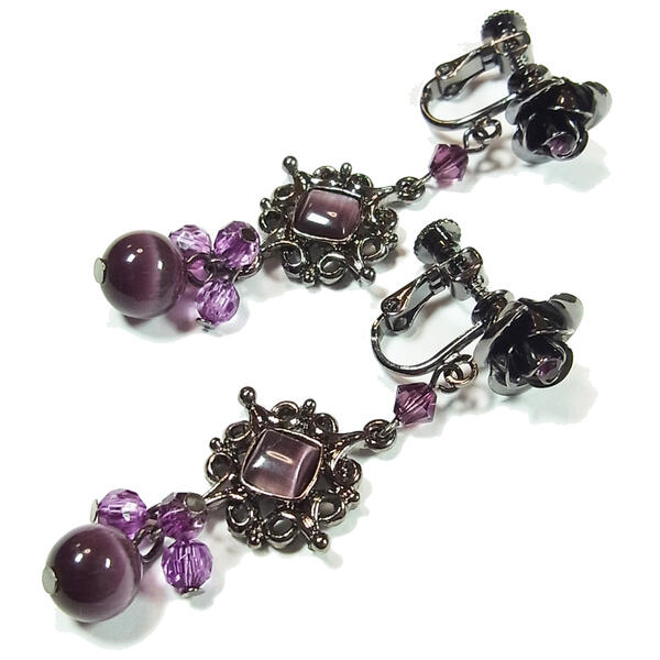 【ゴシック】薔薇＆キャッツアイ風 イヤリング　ブラック パープル