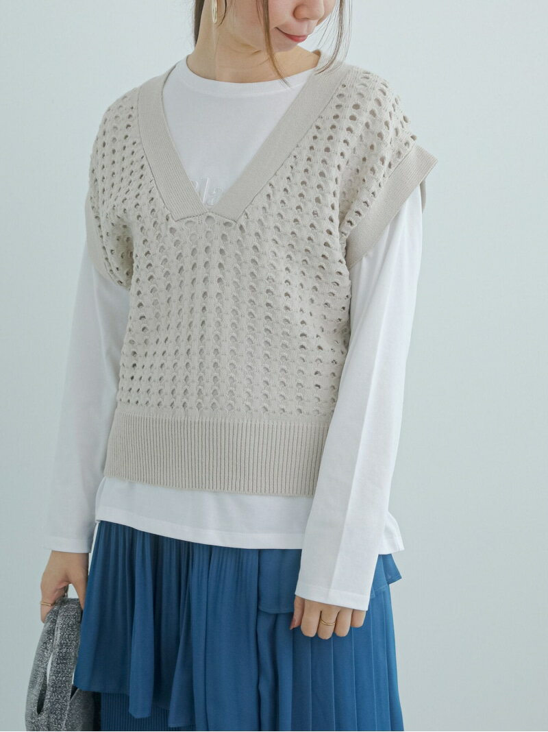 【SALE／60%OFF】透かし編みVネックベスト Te chichi テチチ トップス ニット ホワイト グレー【RBA_E】[Rakuten Fashion]のサムネイル