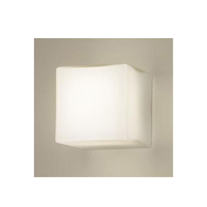 パナソニック ブラケットライト ガラス ホワイト 乳白 つや消し スクエア 四角 シンプル かわいい 壁面 屋内用 階段 電気工事必須 おしゃれ 北欧 led 交換 おすすめ 廊下 白 panasonic ナチュラル カントリー フェミニン 定番デザイン リビング LGB87030F