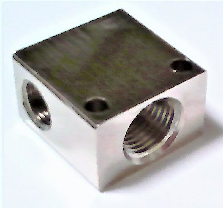 噴霧継手：角チーズ異径（取付穴付き）Rc1/4xRc1/8xRc1/8