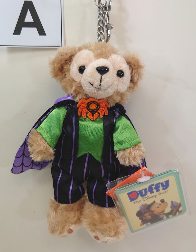香港ディズニー2017年ハロウィンマントダッフィーキーチェーンA