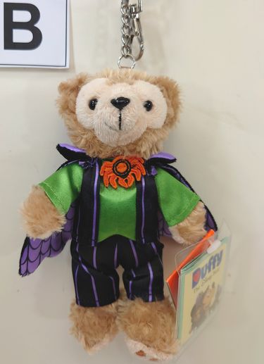 香港ディズニー2017年ハロウィンマントダッフィーキーチェーンB