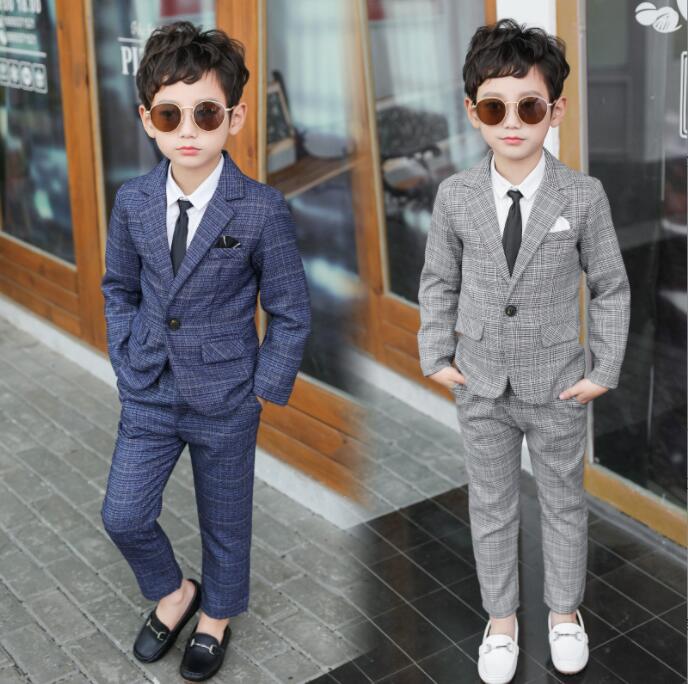 Rakuten - 4点セット！子供スーツ 男の子 スーツ 入学式 シャツ 男の子スーツ 子供 フォーマルウエア フォーマル セット 発表会 入学式 入園式 キッズスーツ 七五三 結婚式 卒園式 卒業式 90/100/110/120/130/140cm