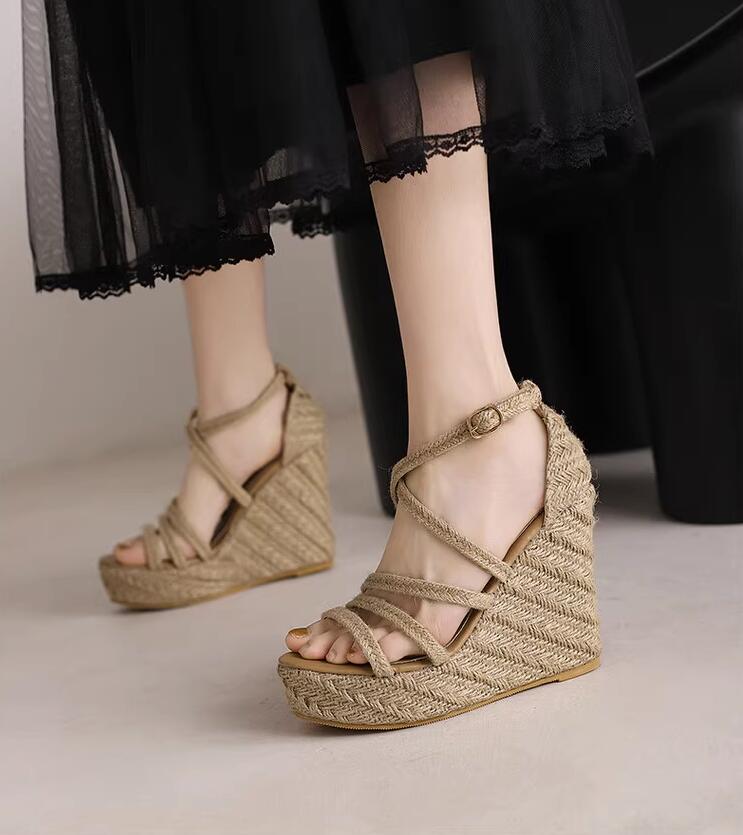 送料無料 サンダル レディース 厚底 ウェッジソール ボヘミアン風 ハイヒール 歩きやすい 滑りにくい サンダル 12cmヒール ジュート　疲れにくい　旅行 リゾート 滑り止め 長時間 大きいサイズ 小さいサイズ