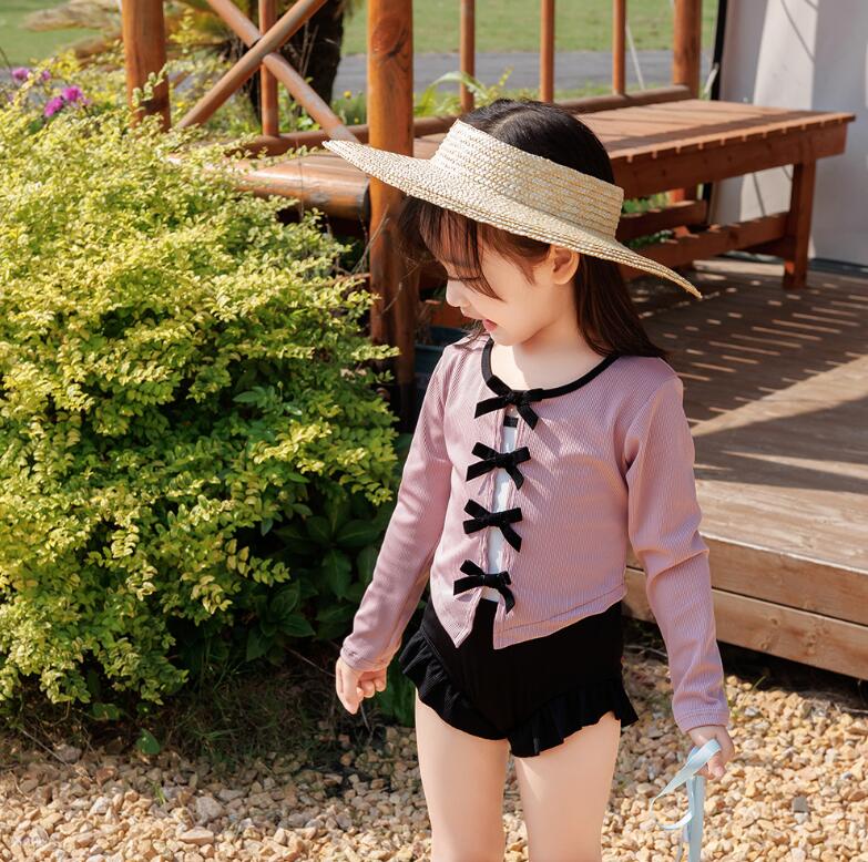 Rakuten - 水着 女の子 フリル 水着 キッズ 可愛い 子供水着 3点セット　キャップ付き ワンピース水着 女児 温泉 キッズ水着 幼稚園 保育園 みずぎ スイムウェア 海 夏 旅行 水着 女の子 90 100 110 120 130 140　ワンピース
