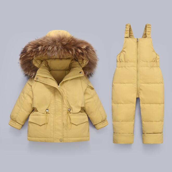 Rakuten - 送料無料 ダウンコート キッズ ベビー ダウンコート 2点セット 子供服 ベビー服 ダウンコート+サロペット ダウンジャケット アウター アウトドア キッズジャケット【雪遊び＆防寒】お出かけ 外出着 保温 防寒 秋冬用 90cm 100cm 110cm 120cm5色