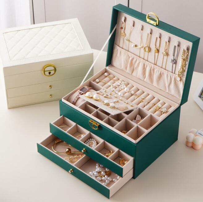 アクセサリーケース ジュエリーケース アクセサリー収納 ジュエリーボックス アクセサリーボックス ジュエリーBOX 大容量 小物入れ 指輪 ピアス リング イヤリング ネックレス おしゃれ かわいい 収納 宝石箱 ジュエリー収納 アクセサリー入れ