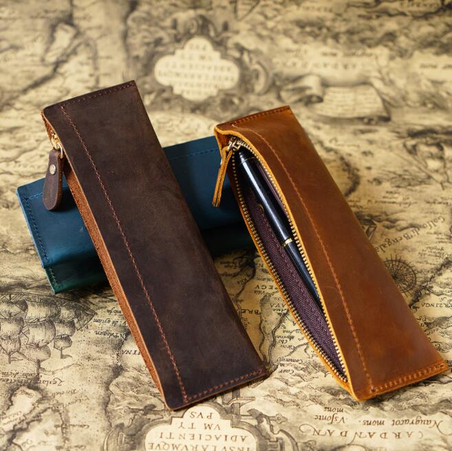 ペンケース 革 レディース ペンポーチ おしゃれ スリム レザー ケース シンプル 筆記用具 小物入れ メンズ 筆箱 ポーチ 大容量 本革 ファスナー ペン入れ...