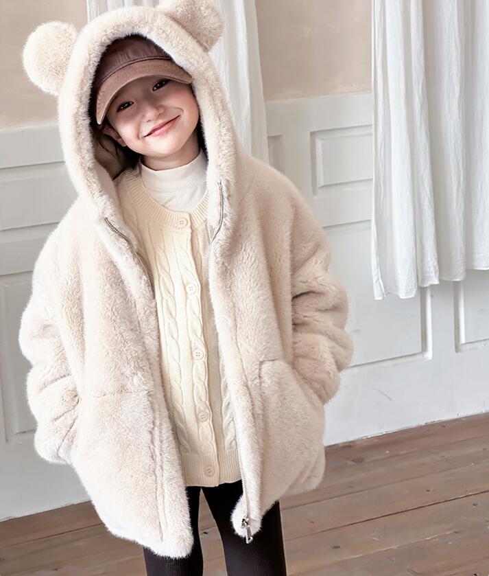 Rakuten - 毛皮コート ファーコート 子供服 キッズ 子ども 女の子 男の子 フード付き フェイクファー ショート丈 大きいサイズ アウター ふわふわ おしゃれ 上着 厚手 暖かい 防寒 秋冬 送料無料