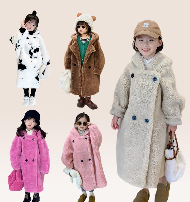 Rakuten - ファーコート　女の子 もこもこコート ママコート　お親子で 韓国子供服 ふわふわ もこもこ 110　120 130 140 150 160 上着 キッズ服 冬服 アウター 韓国風 カジュアルコート ロングコート お出かけ 雪遊び 柔らかい ナチュラル系 かわいい 寒さ対策 防寒コート 保温