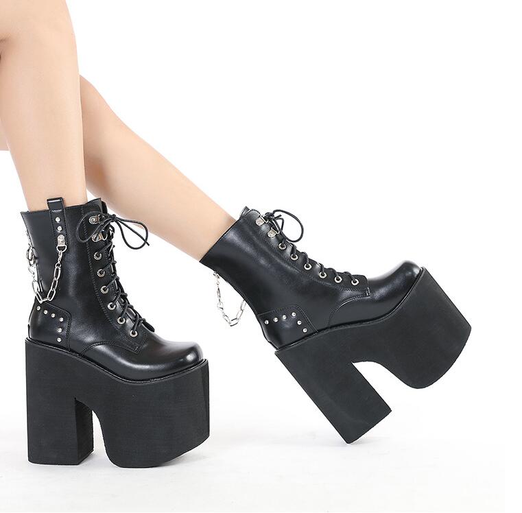 送料無料 ショートブーツ レースアップブーツ 厚底 ショート ブーツ/卒業式袴ブーツ エンジニアブーツ オールシーズンブーツ 編み上げブーツ ラウンドトゥ カジュアル 黒 レディース 靴 ハロウィン 衣装 コスプレ 22.5-26.5cm 男女兼用