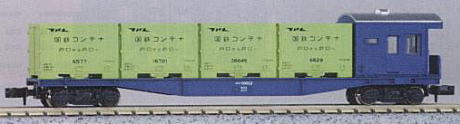 コキ10000系は、昭和41年（1966年）に東海道・山陽本線の特急貨物列車（高速貨物列車）用に開発されました。 塗色は20系客車と同じ青15号で、「貨物のブルートレイン」という異名もありました。コキフ10000は車掌室があるため4個積載可能