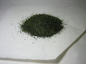 三重県南勢地方の茶葉を使用した、伊勢茶!深蒸し茶200gと大人気の伊勢白折100gのセット【メール便送料無料】【日時指定・代金引換不可】