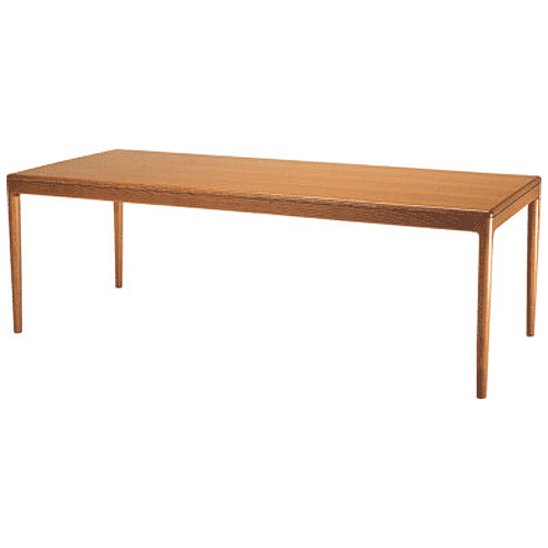 ※こちらの商品は、代金引換をご利用いただけません ◆送料 本州・四国は送料無料！ 　　※北海道・九州は、税別9000円加算 　　※沖縄・離島は、送料別途お見積り致します ◆主な特長 ■Centro Seriesシリーズのテーブルです。 ◆商品情報 型番 　T-2336NA-CH デザイン 　剣持デザイン研究所 素材 　甲板 : ナラ板目(CH色) 脚 : ナラ(CH色) サイズ 　W2100 D900 H700 重量 　32kg 170112-30 0539この商品はCentro Seriesシリーズの商品です。同シリーズの商品はこちら。 天童木工の商品は受注生産商品になります、 お客様のご都合による返品・交換は、お受けできません。