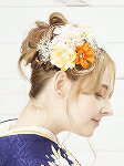 髪飾り ヘアアクセサリー コーム Uピン 2点セット Watmosphere ワトモスフィア 22W113 赤 黄 白 花 水引き カスミソウ グラデカラー 成人式 卒業式 前撮り 振袖 袴 浴衣