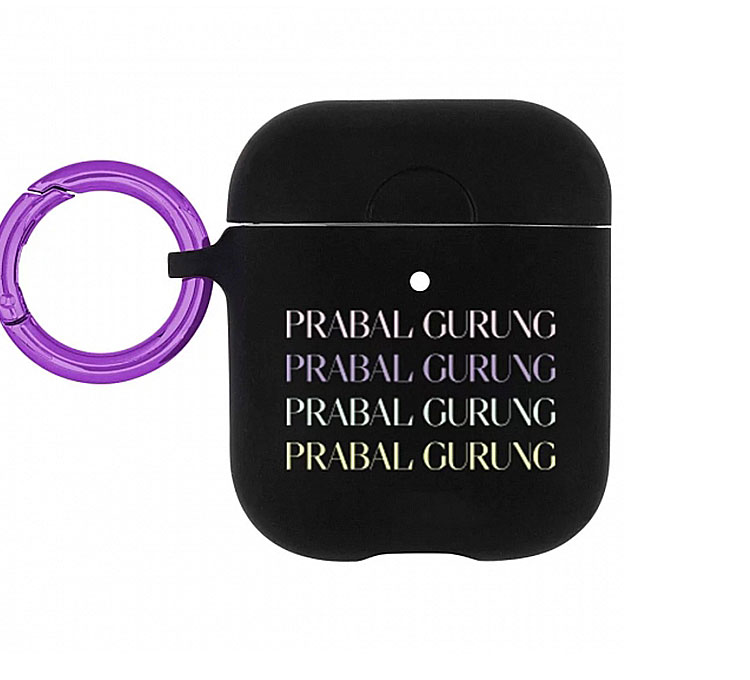 Air Pods Case Case mate Hook Ups PRABAL GURUNG Logo Black ����� �������ݥå� �������ᥤ�� ��Ǽ ��� ���ȥ�å� ���䡼�ۥ� ���� �׷� ������ �͵� ���襤�� ������� ��ǥ����� ���� ��� �֥��� PRABAL GURUNG tempoo