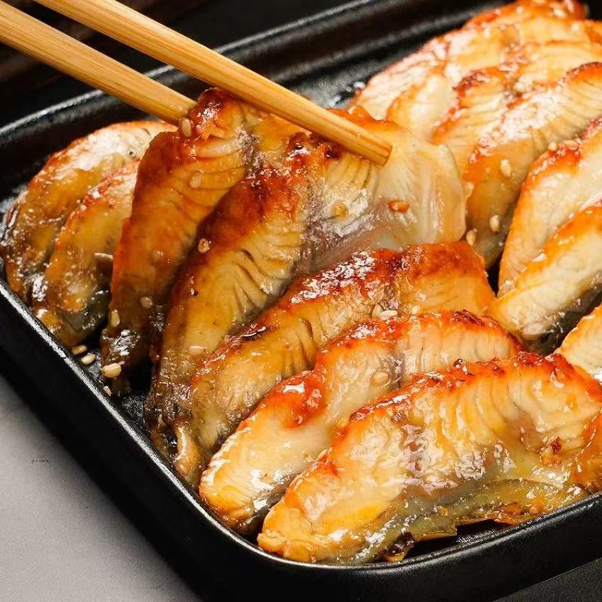 寿司用 蒲焼うなぎ スライス 6g×20枚入り 冷凍｜鰻蒲焼 カット済み うなぎ寿司 手巻き寿司 うな丼 海鮮丼 業務用 家庭用 お弁当 惣菜 ..