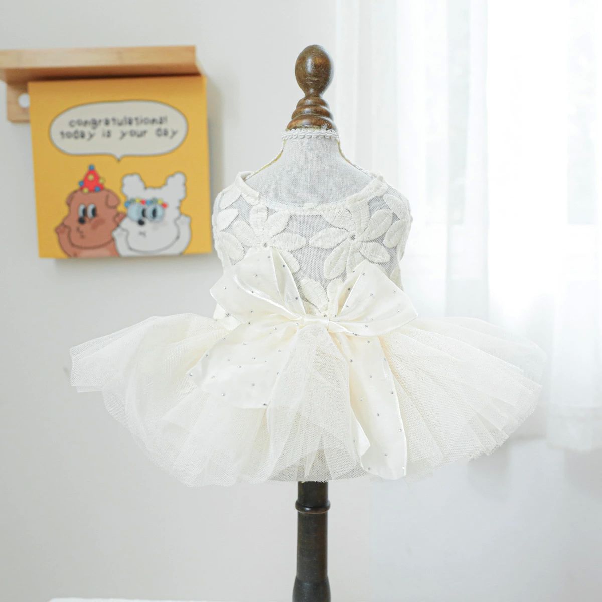 チュールスカート 蓬蓬 犬 服 フラワー ウェア ドレス 高級 ウェディングドレス エルフ 猫
