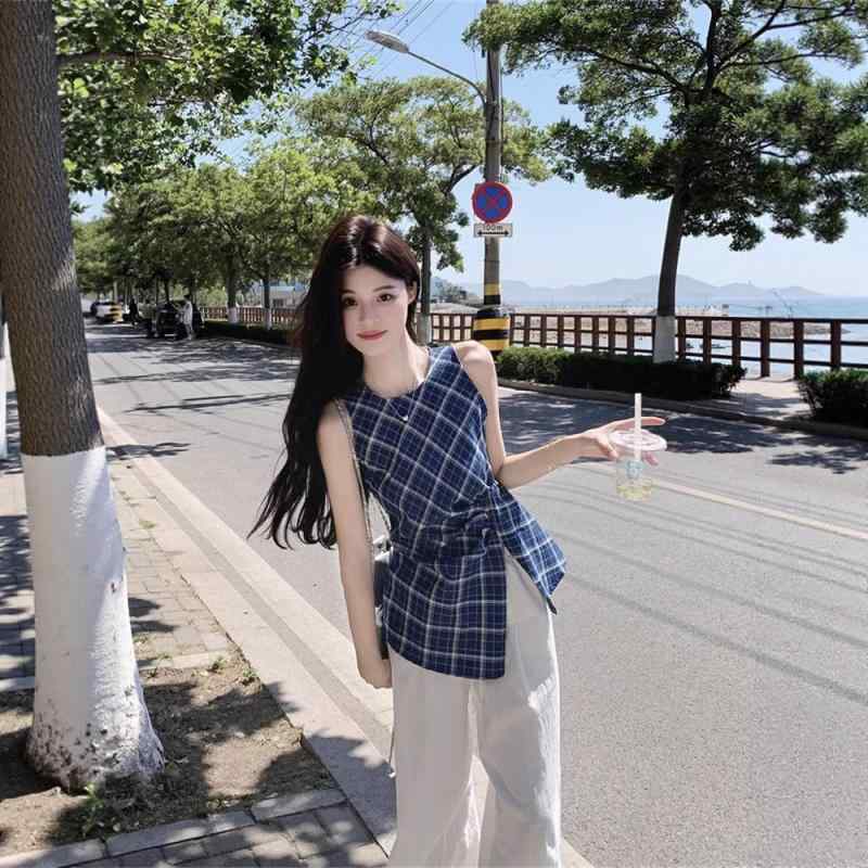 乐天商城 - ノースリーブ ブラウス レディース 夏 ビンテージ チェック柄 ハイウエスト 高級感 ユニーク デザイン カジュアル トップス 軽量 伸縮性