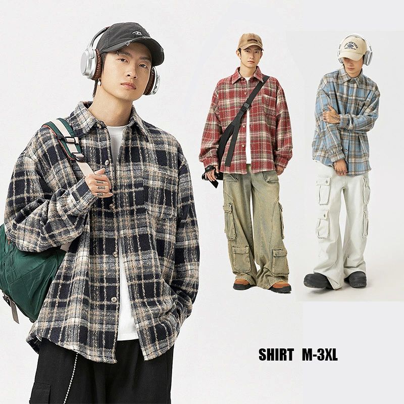 カラー：ブラック　レッド　ブルー サイス：M-3XL 材質：70％ポリエステル　18％コットン タイプ：ゆったり、チェック柄 生産国：中国 【注意事項】 ◆輸入商品について、ご存知の通り海外の工場での縫製は日本の工場と比べますと、縫製の見劣り・糸のほつれ、製造過程における小さなキズ、シミなどが見られる場合がございますが、不良品ではございません。出荷時にすべての商品を検品しておりますが、予め上記点ご了承下さい。 ※サイズは測定方法によって、若干の誤差がある場合がございます。 ※商品のお色は、照明、モニターの発色の具合により、実物と多少の違いことがございます。ご了承ください。 ※モデル・写真に使用されているアクセサリー・小物は別途記載が無い限り付属いたしません。 ※送料無料の場合は北海道/鹿児島/沖縄/離島への発送には別途追加送料が必要です。ご注文時には追加送料は加算されておりません。 ※商品の品質には万全を期しておりますが、万が一、不良・破損・誤納品・発送漏れなどがございましたら、メールやお電話で遠慮なくお申し付けください。 ※連絡せず、ショップレビューに悪い評価をつけることをお控えようお願い致します。カラー：ブラック　レッド　ブルー サイス：M-3XL 材質：70％ポリエステル　18％コットン タイプ：ゆったり、チェック柄 生産国：中国 【注意事項】 ◆輸入商品について、ご存知の通り海外の工場での縫製は日本の工場と比べますと、縫製の見劣り・糸のほつれ、製造過程における小さなキズ、シミなどが見られる場合がございますが、不良品ではございません。出荷時にすべての商品を検品しておりますが、予め上記点ご了承下さい。 ※サイズは測定方法によって、若干の誤差がある場合がございます。 ※商品のお色は、照明、モニターの発色の具合により、実物と多少の違いことがございます。ご了承ください。 ※モデル・写真に使用されているアクセサリー・小物は別途記載が無い限り付属いたしません。 ※送料無料の場合は北海道/鹿児島/沖縄/離島への発送には別途追加送料が必要です。ご注文時には追加送料は加算されておりません。 ※商品の品質には万全を期しておりますが、万が一、不良・破損・誤納品・発送漏れなどがございましたら、メールやお電話で遠慮なくお申し付けください。 ※連絡せず、ショップレビューに悪い評価をつけることをお控えようお願い致します。